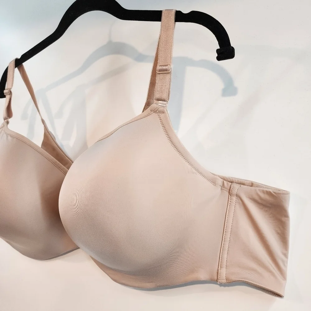 Torrid Full Coverage Balconette Lightly Lined Smooth 360* Back Smoothing Bra 54B